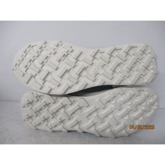 Used ECCO Men's Sport Low Textile Sneaker - Size 12-12.5 US - Picture 3 of 9